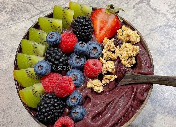 Açaí: Benefícios, Propriedades e Contraindicações da Fruta Amazônica